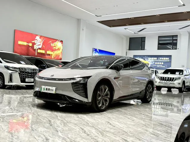 HiPhi HiPhi X - фото 1