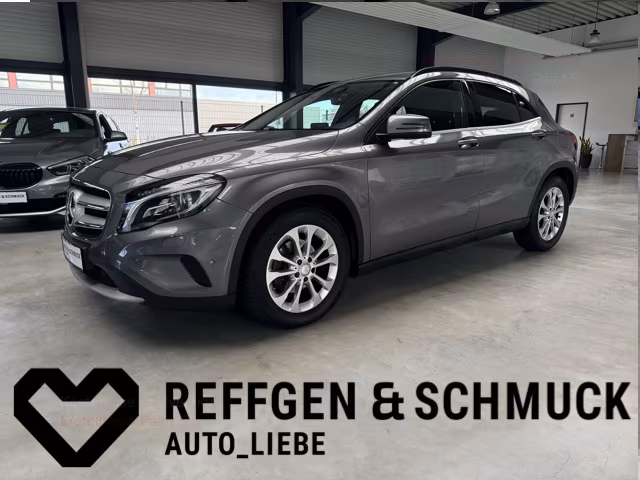 Mercedes-Benz GLA 200 - фото 1
