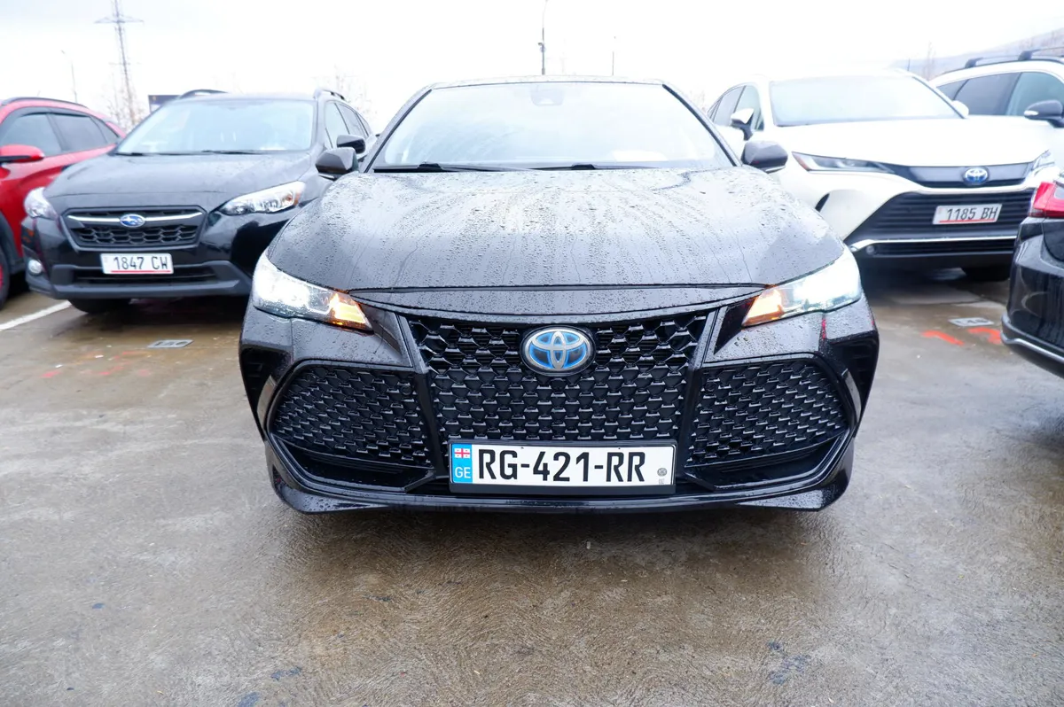Toyota Avalon - фото 1