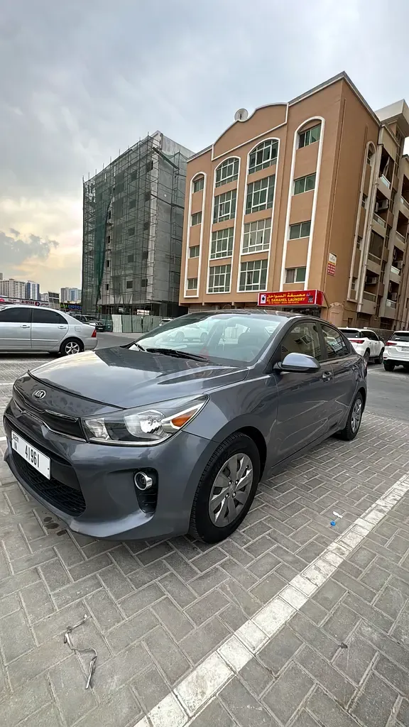 Kia Rio - фото 1