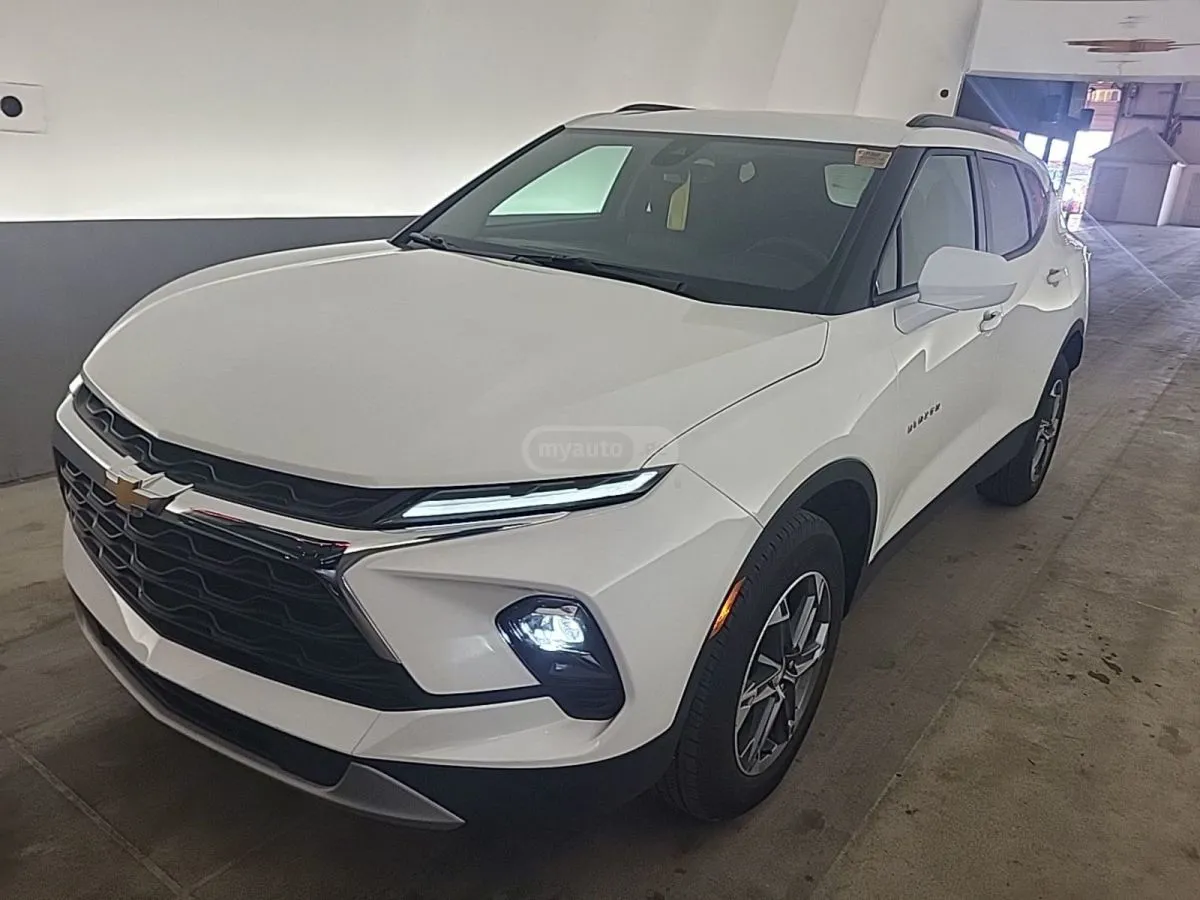 Chevrolet Blazer - фото 1