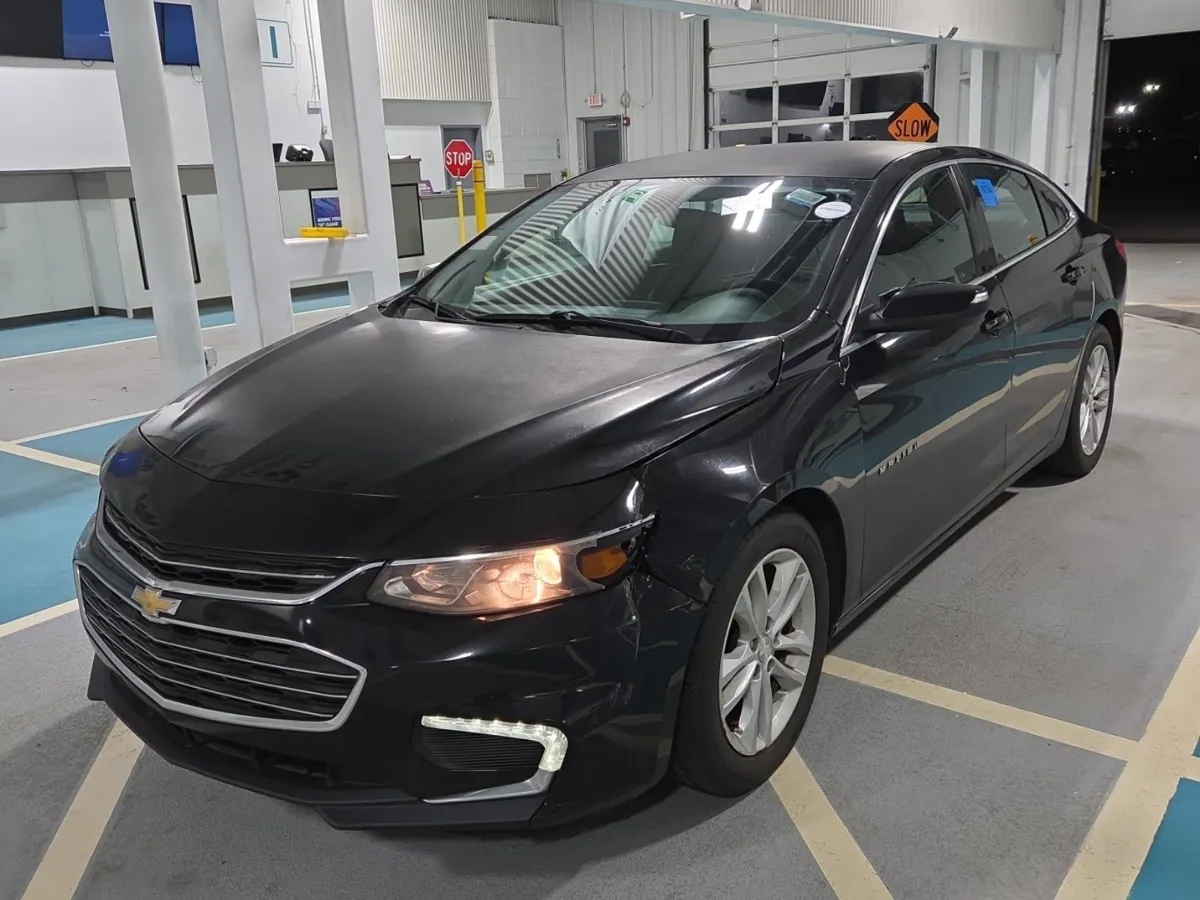 Chevrolet Malibu LT - фото 1