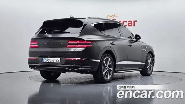 Genesis GV80 - фото 1