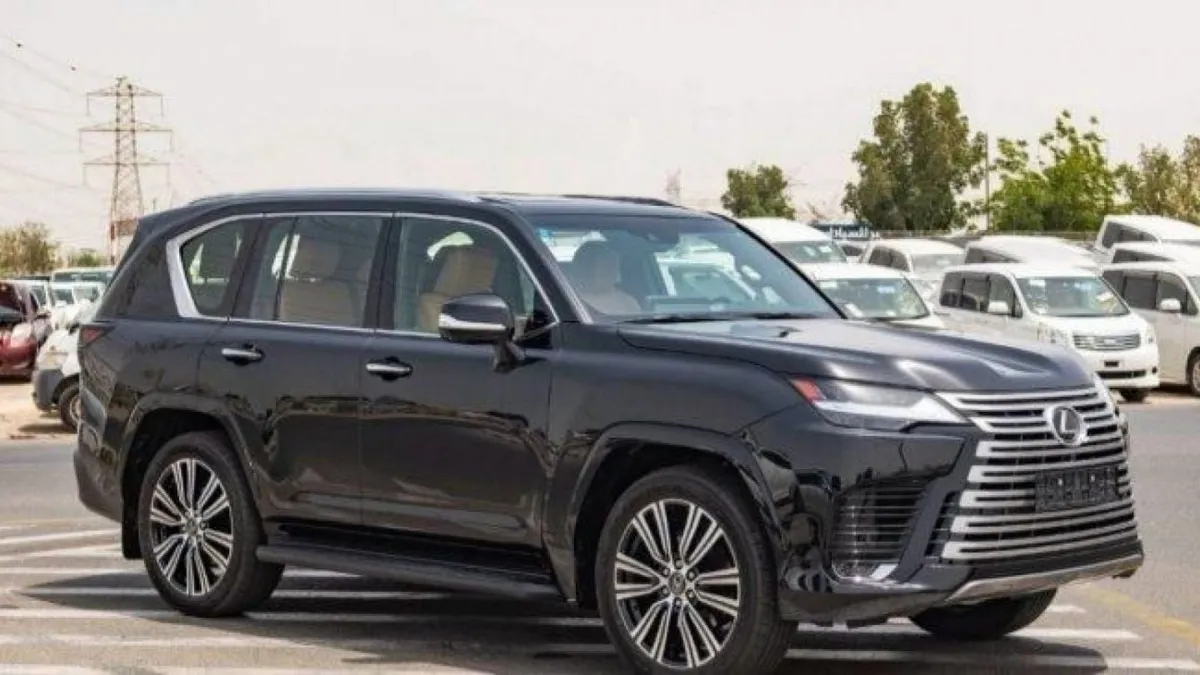 Lexus LX 600 - фото 1