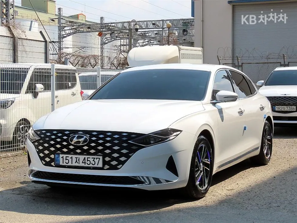 Hyundai 더 뉴 그랜저 2.5 프리미엄 - фото 1