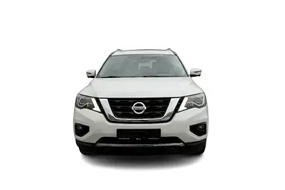 Nissan Pathfinder - фото 1