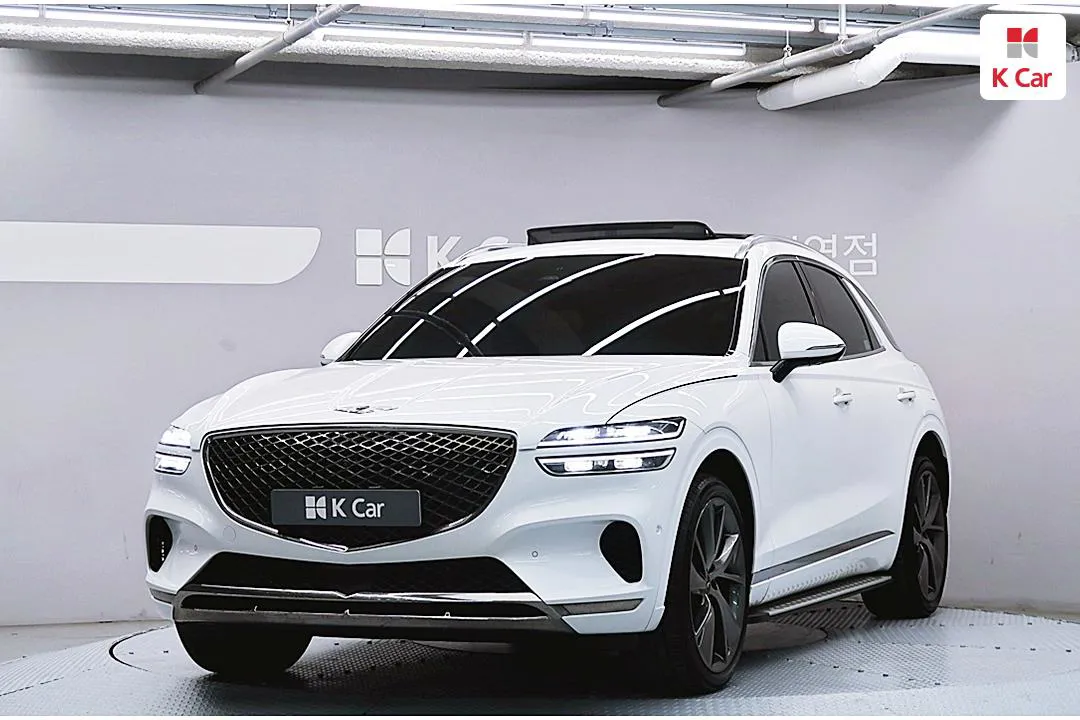 Genesis GV70 - фото 1