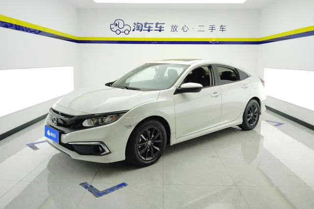 Honda Civic - фото 1