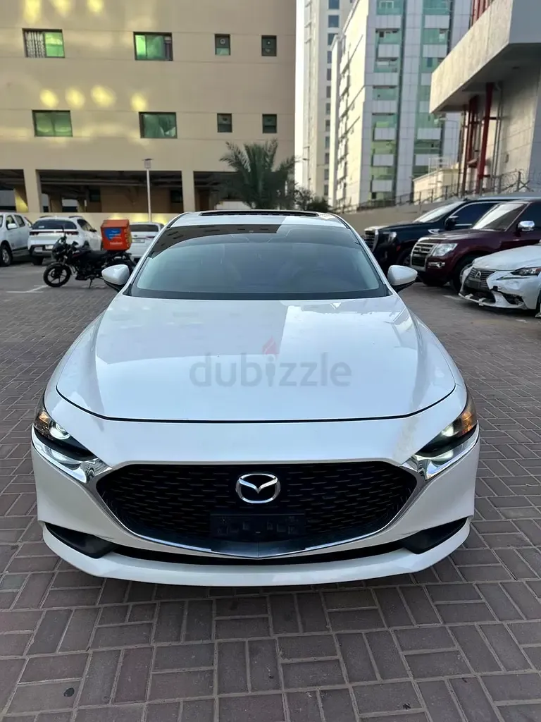 Mazda 3 - фото 1