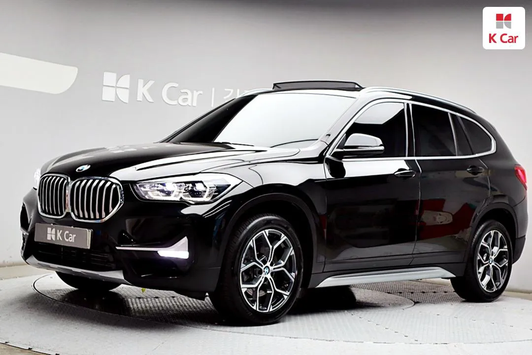BMW X1 - фото 1