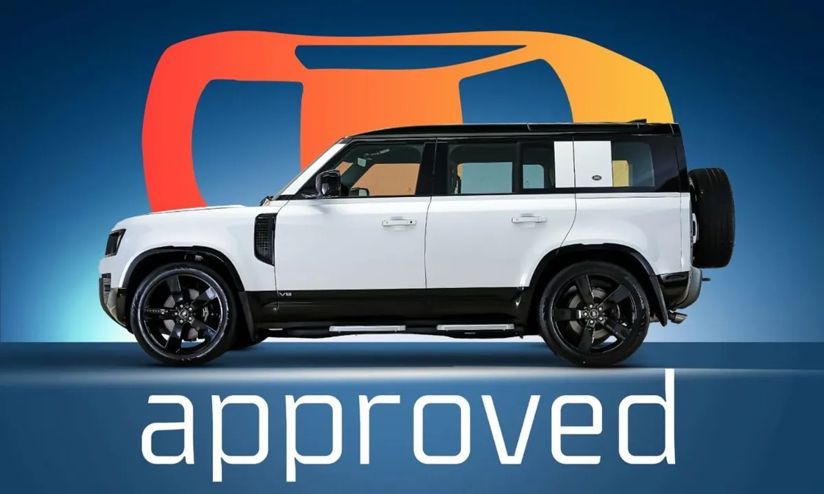 Land Rover Defender - фото 1