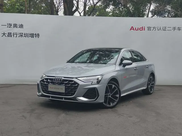 Audi A3 - фото 1