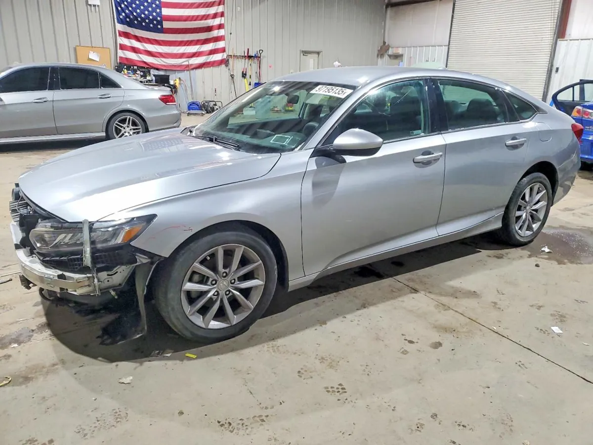 HONDA ACCORD - фото 1