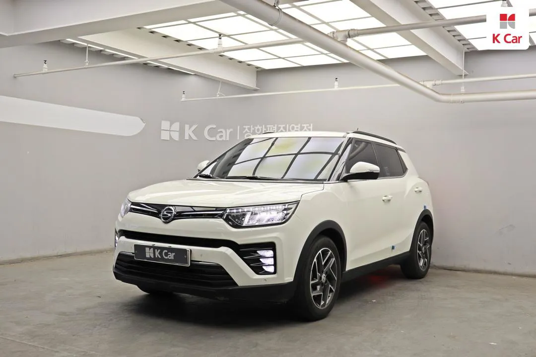 KG Mobility 티볼리 - фото 1