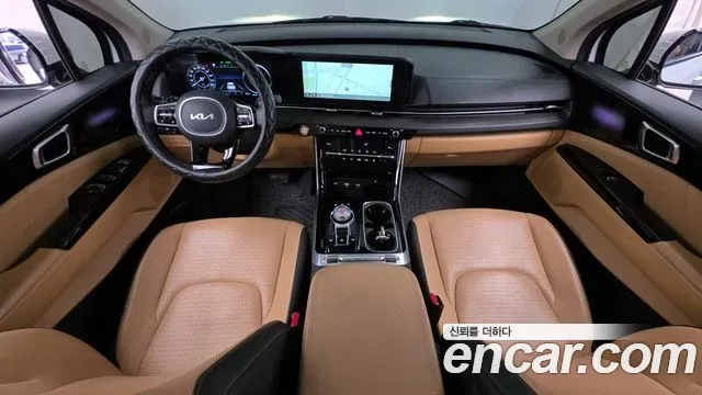 Kia Canival - фото 1