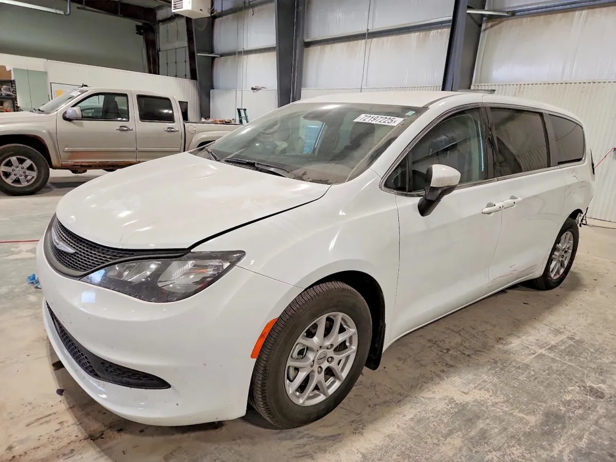 CHRYSLER VOYAGER - фото 1