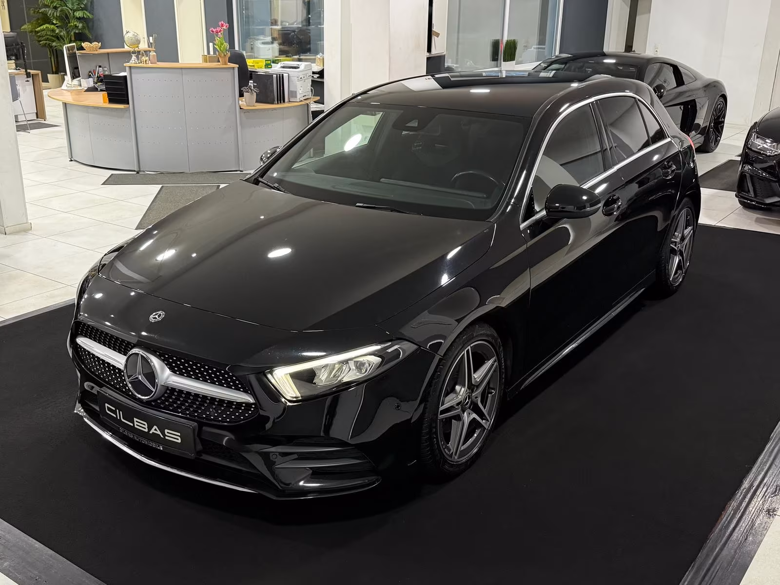 Mercedes-Benz A 200 - фото 1