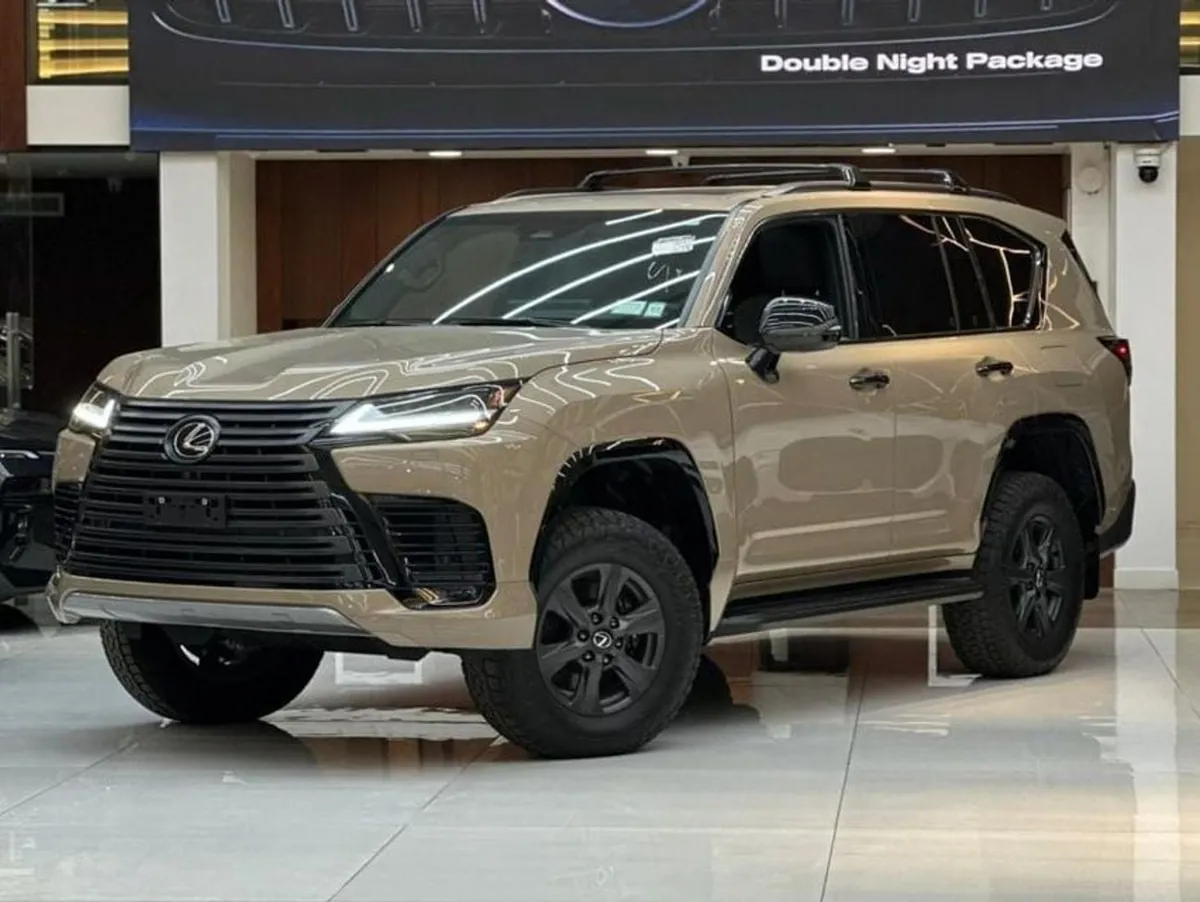 Lexus LX 700h - фото 1