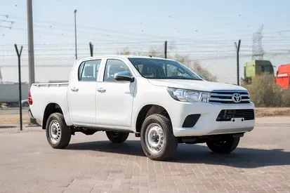 Toyota Hilux - фото 1