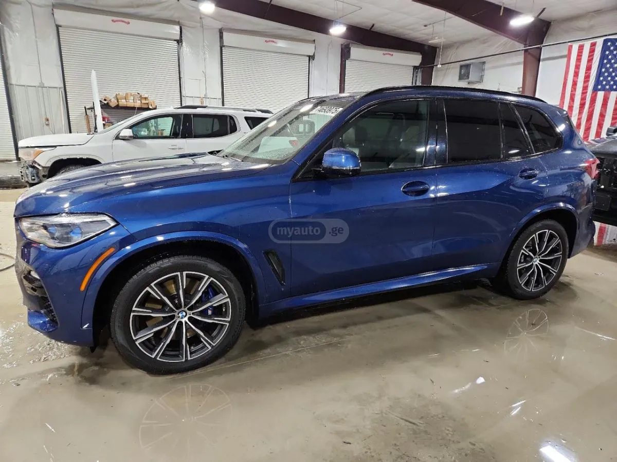 BMW X5 - фото 1