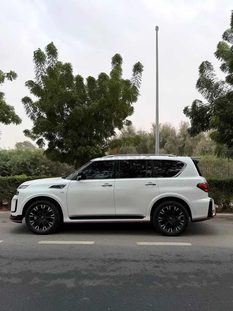 Nissan Patrol - фото 1