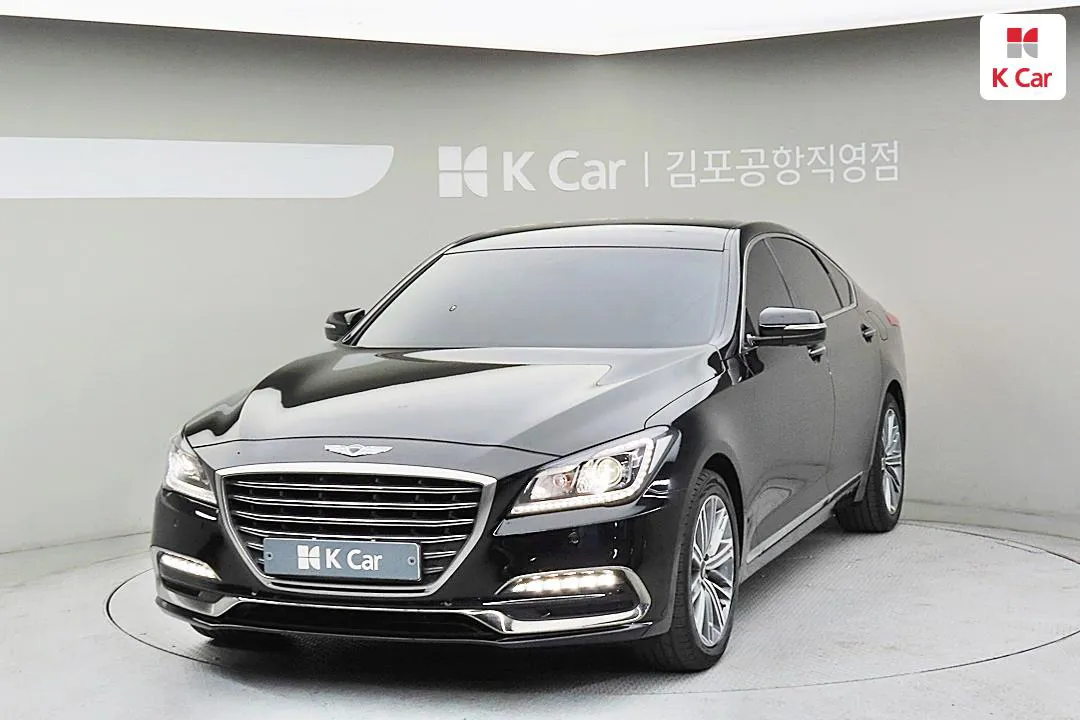 Genesis G80 - фото 1