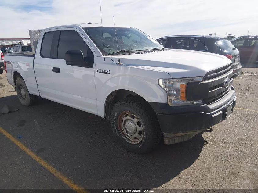 FORD F-150 XL - фото 1