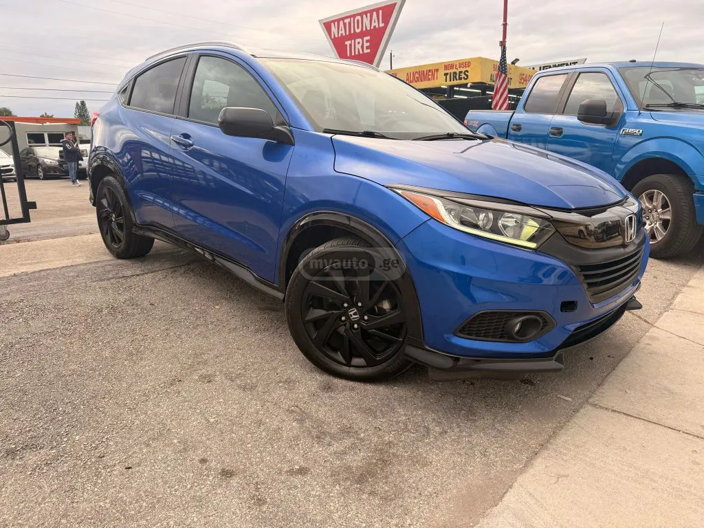 Honda HR-V - фото 1