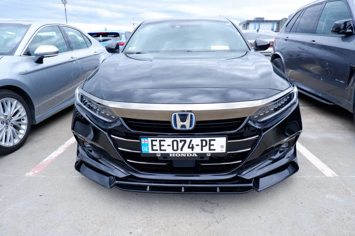 Honda Accord - фото 1