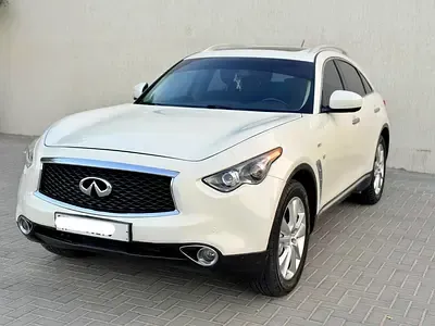 Infiniti QX70 - фото 1