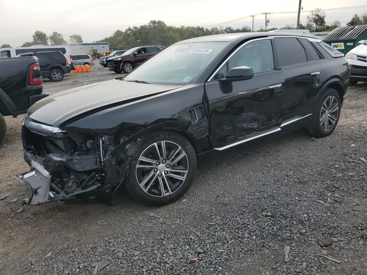 CADILLAC LYRIQ LUXURY - фото 1