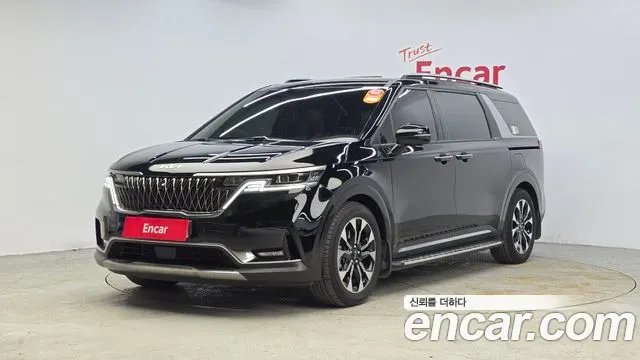 Kia Canival - фото 1