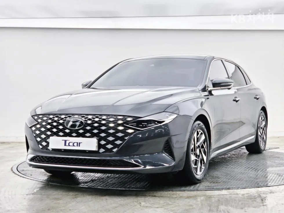 Hyundai 더 뉴 그랜저 하이브리드 2.4 익스클루시브 - фото 1