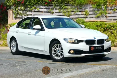 BMW 3-Series - фото 1