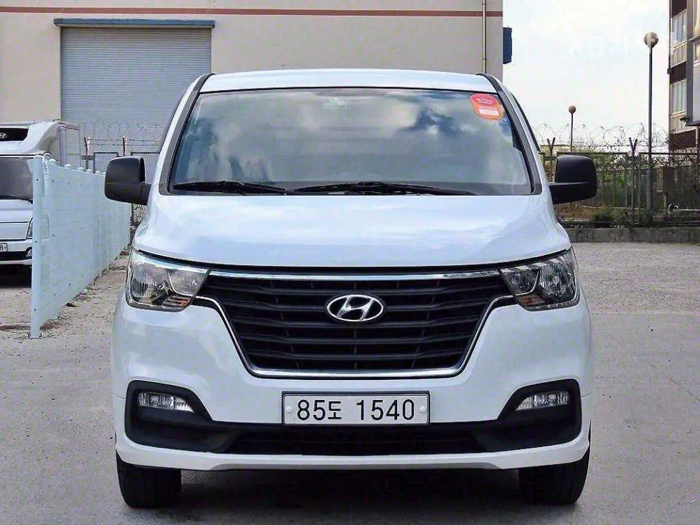 Hyundai 더 뉴 그랜드 스타렉스 밴 3인승 스마트 - фото 1