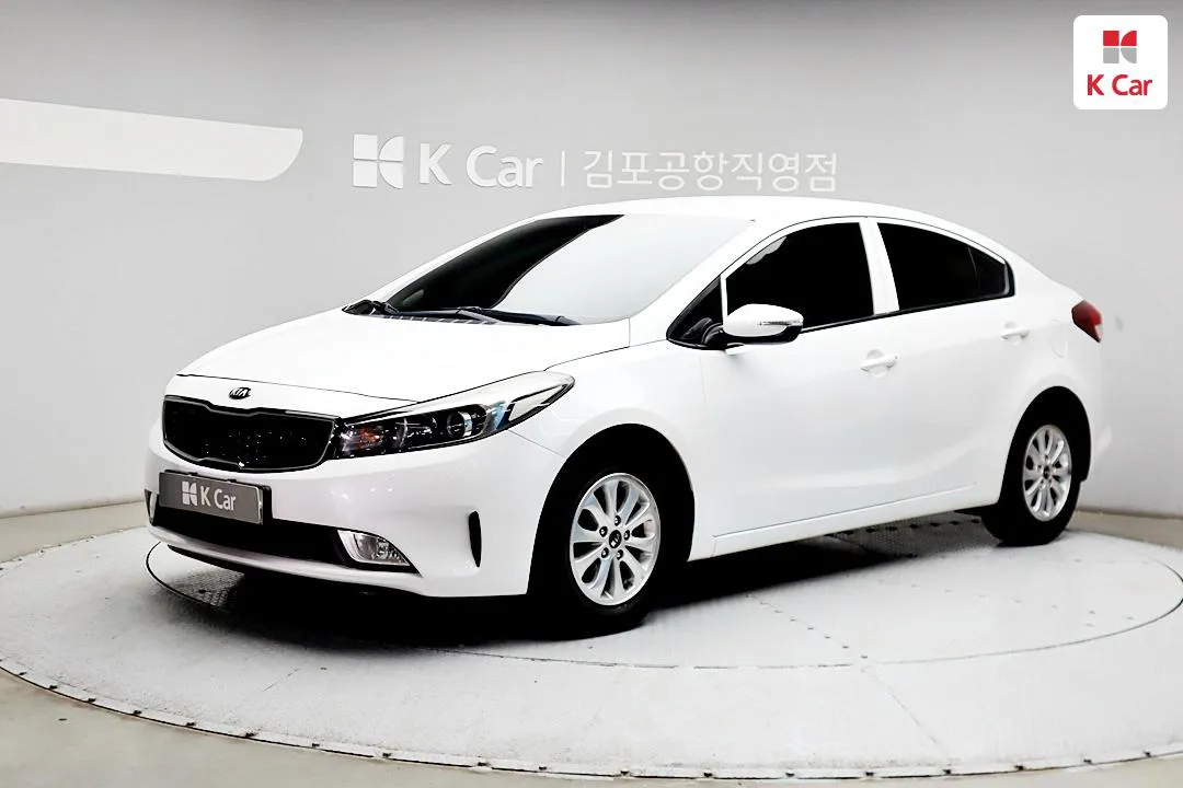 Kia K3 - фото 1