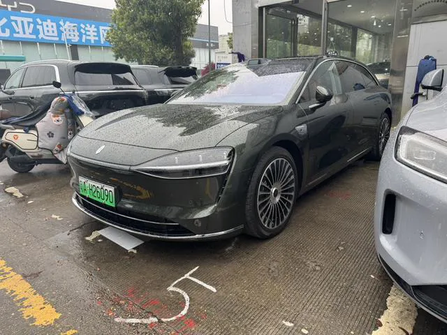 Xiangjie S9T - фото 1