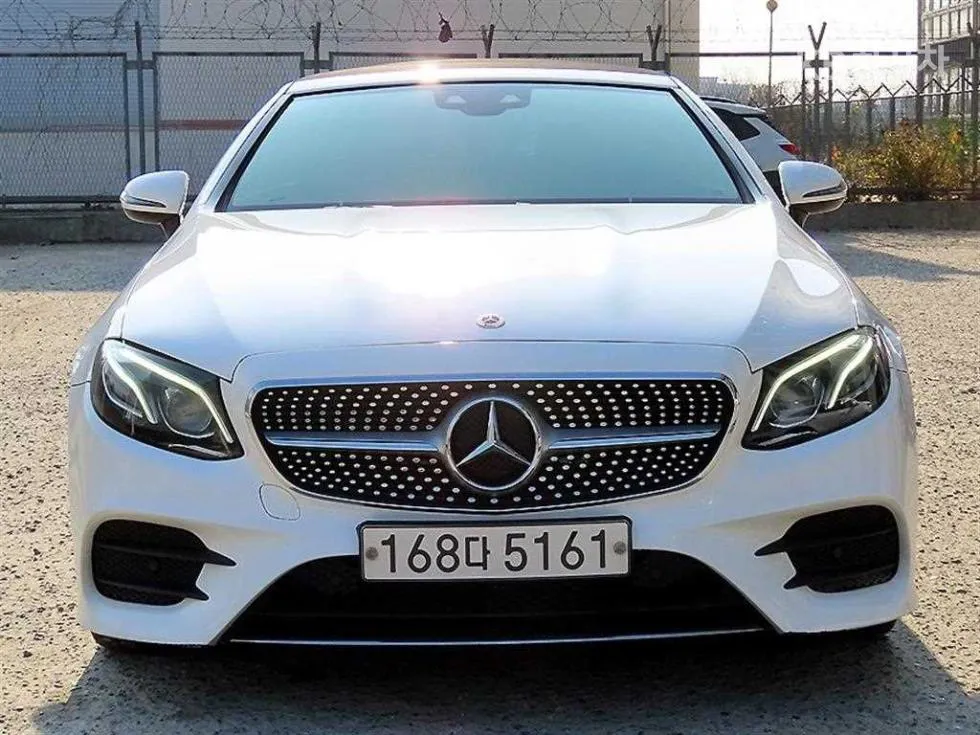 Mercedes-Benz E클래스 (W213) E220d Cabriolet - фото 1