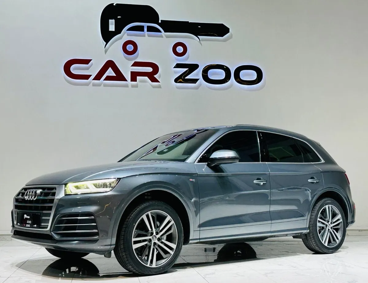 Audi Q5 - фото 1
