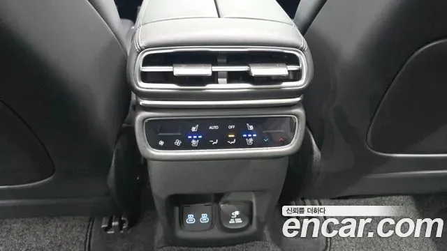 Genesis GV80 - фото 1