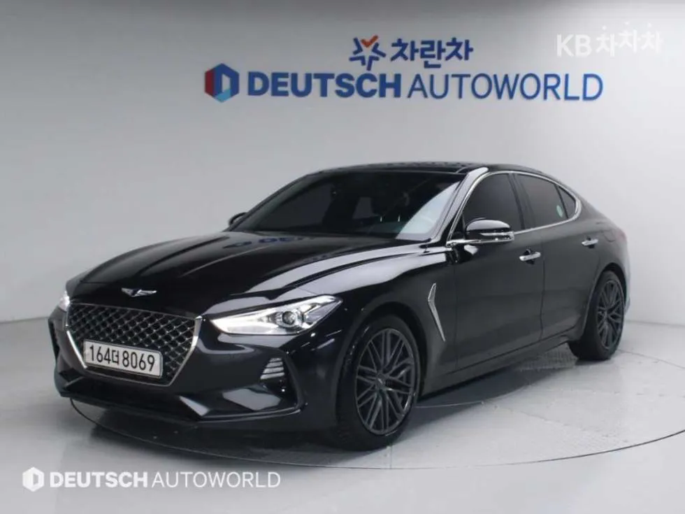 Genesis G70 2.0T AWD Supreme - фото 1