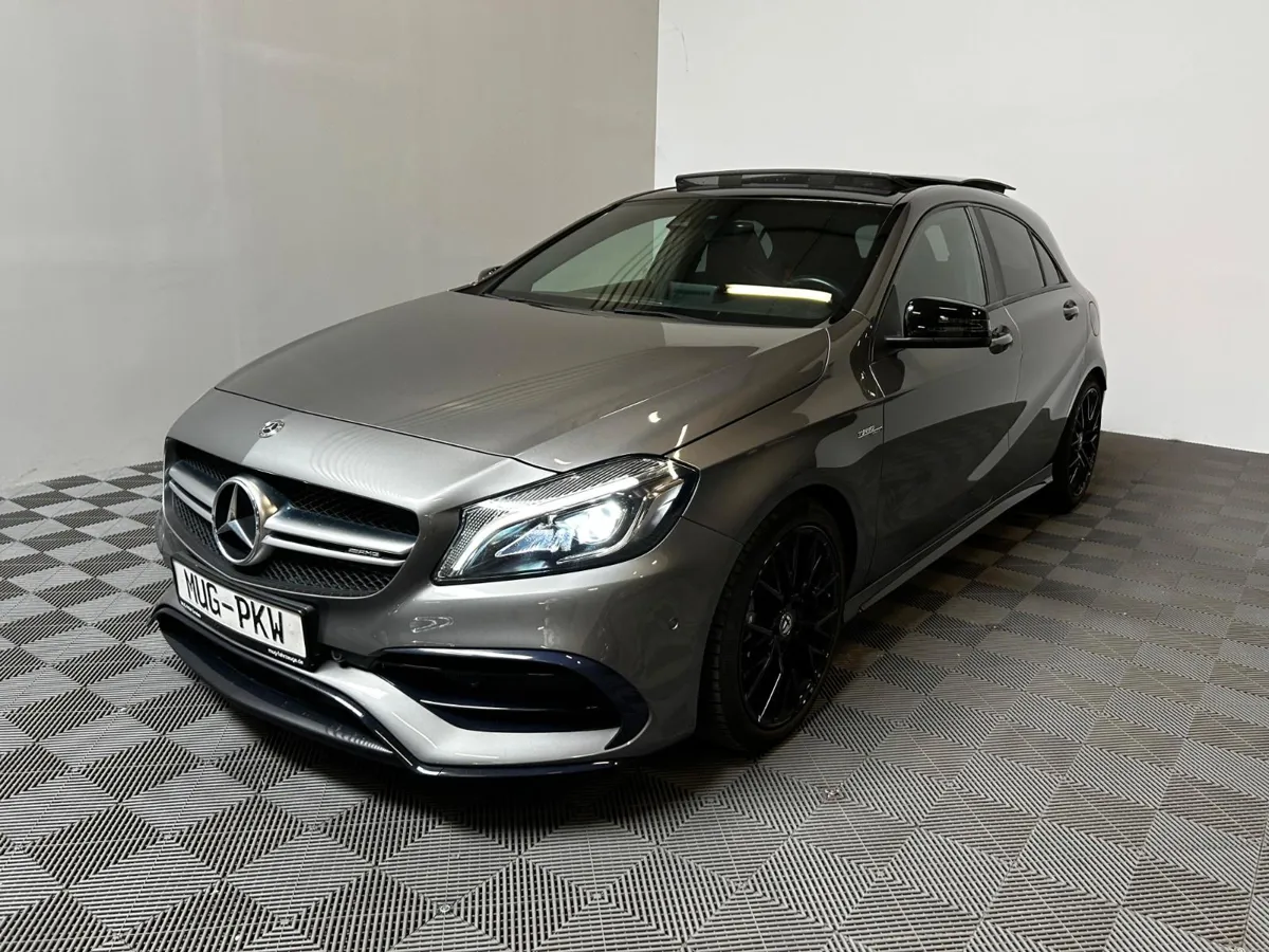 Mercedes-Benz A 45 AMG - фото 1