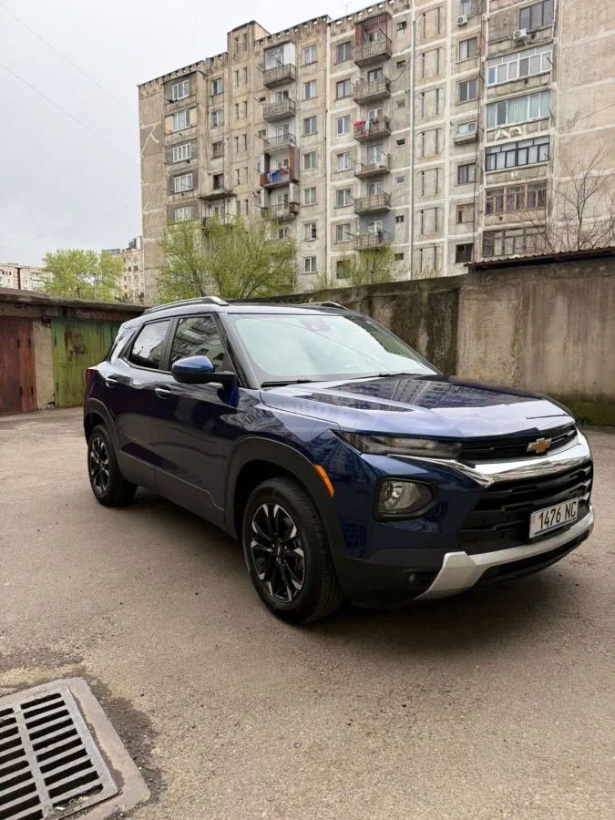 Chevrolet Trailblazer - фото 1