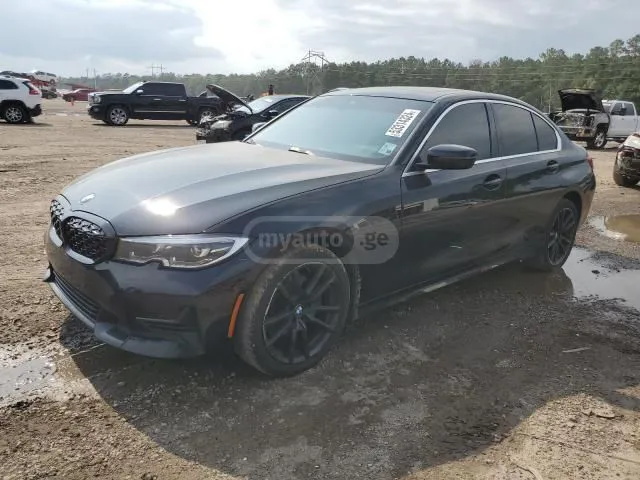 BMW 330 - фото 1