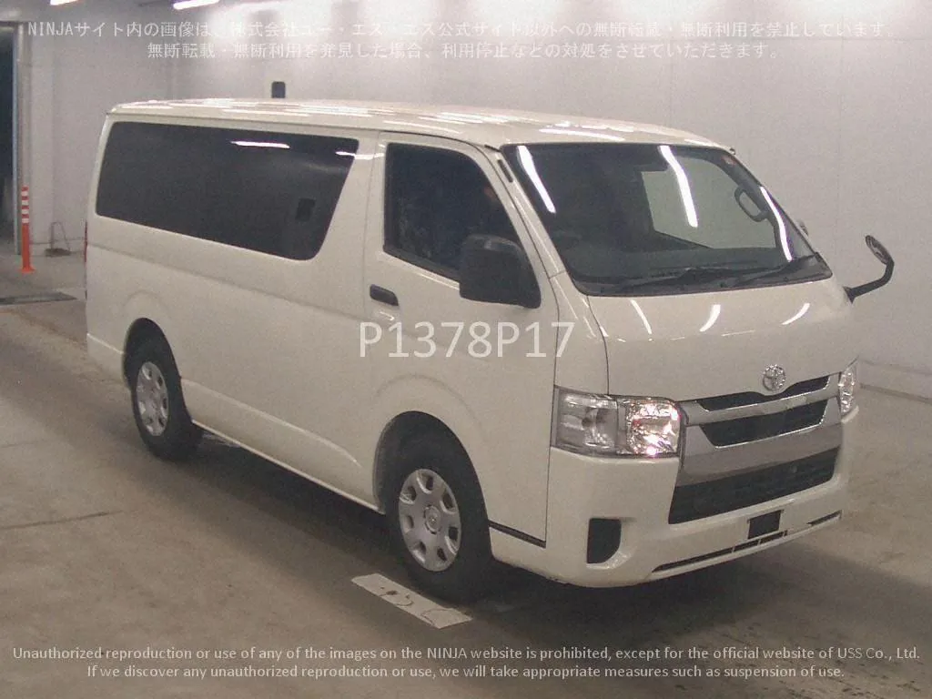 TOYOTA HIACE VAN 4D - фото 1