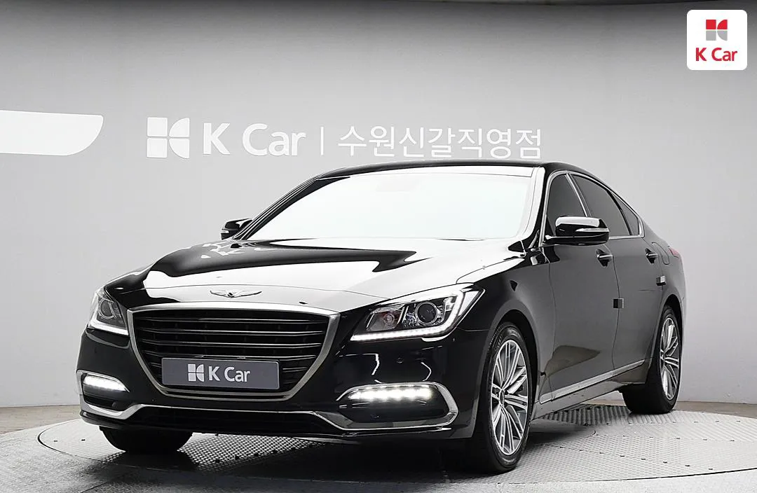 Genesis G80 - фото 1