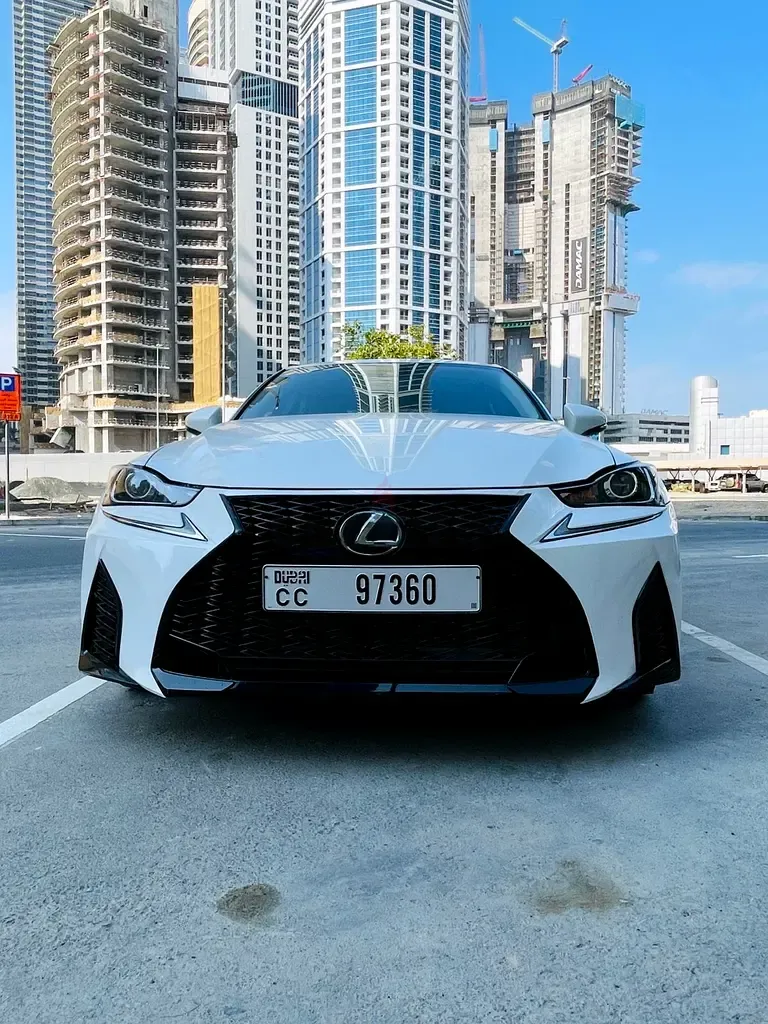 Lexus IS-Series - фото 1