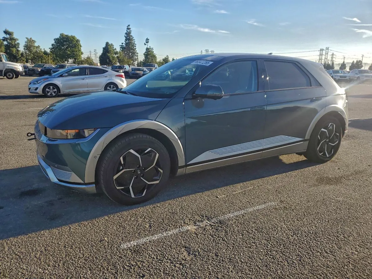 HYUNDAI IONIQ 5 - фото 1