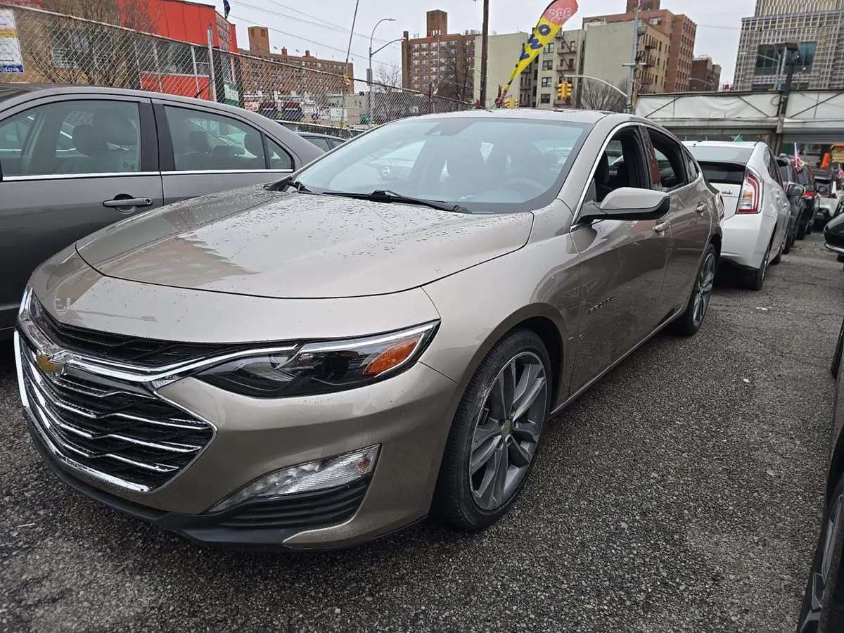 Chevrolet Malibu LT - фото 1