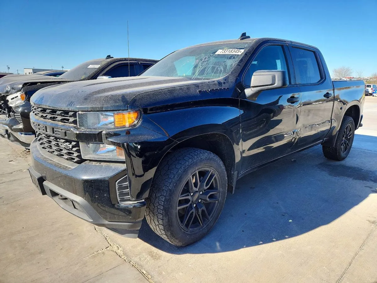 CHEVROLET SILVERADO - фото 1